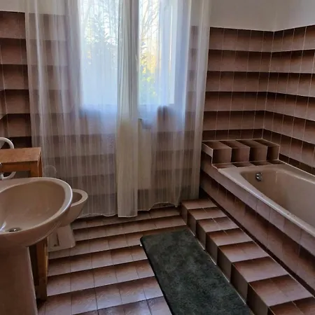 à Quelques Pas De La * Santa-Lucia-di-Moriani